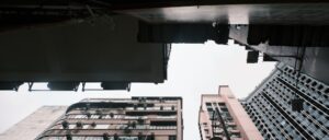 骨格ストレート プチプラ ブランドを紹介する画像 | おすすめ